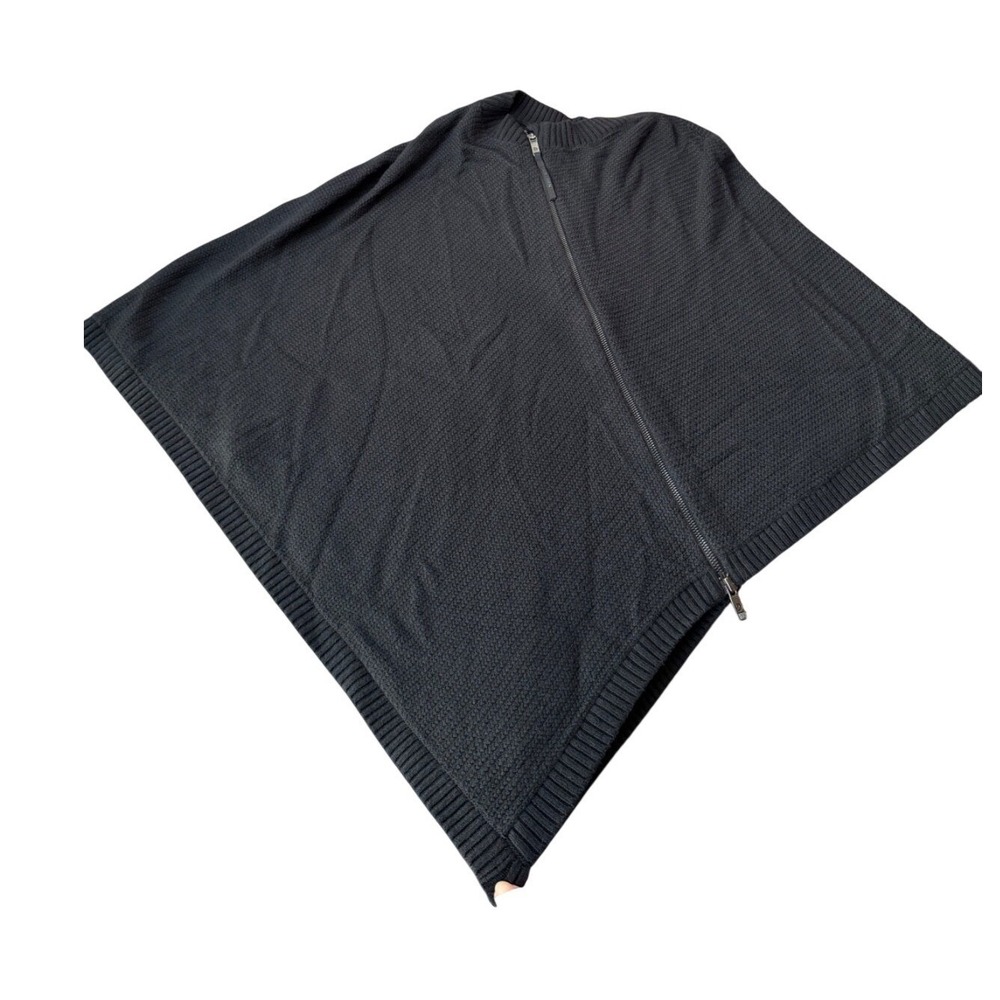 Lululemon Poncho Womens OS Black Forward Fold Asymmetrical Zip Silk Knit Cape